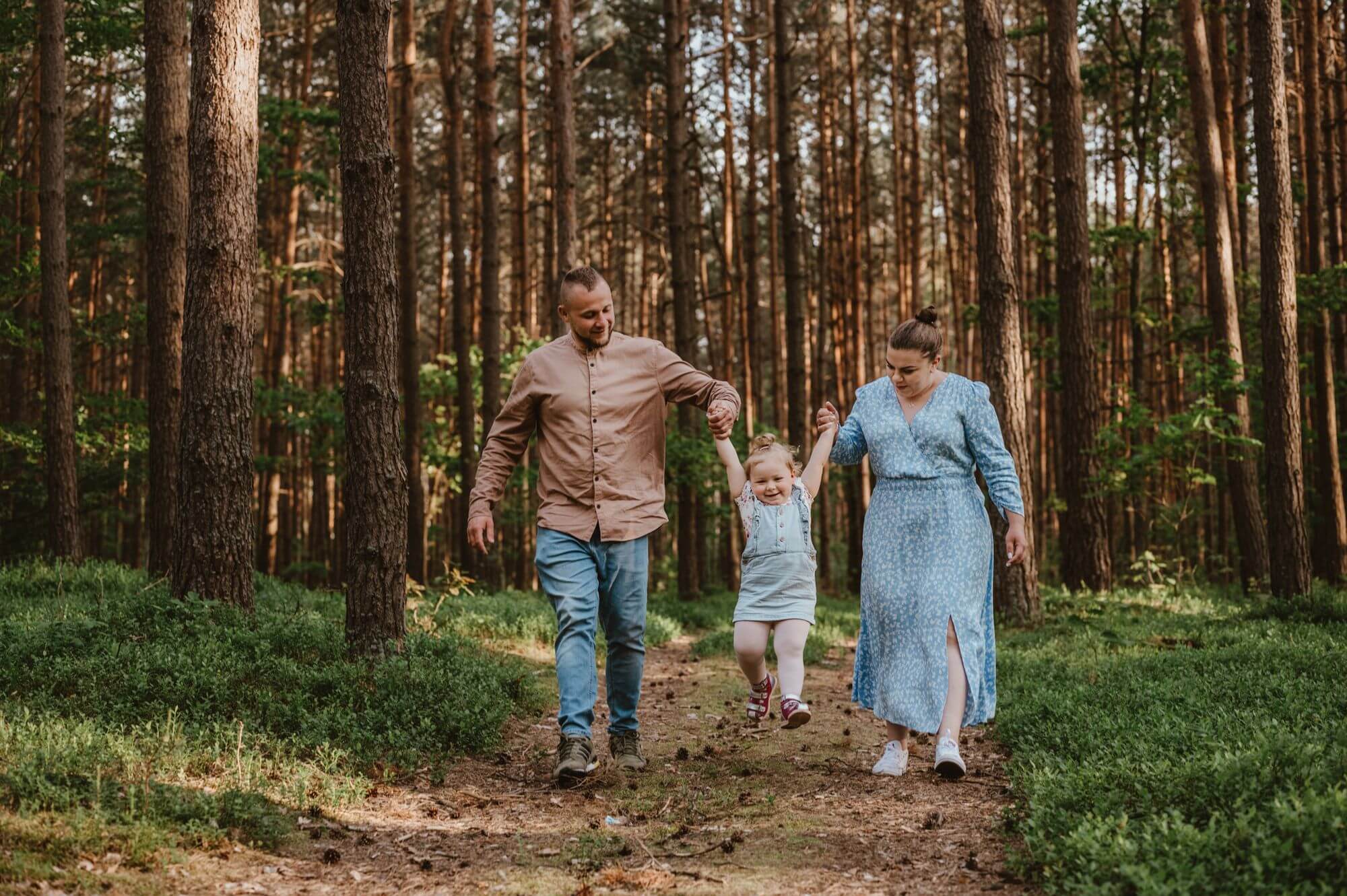 sesja-rodzinna-radawa-fotograf-jaroslaw-emocje-w-obiektywie-anita-chmielowicz (1)